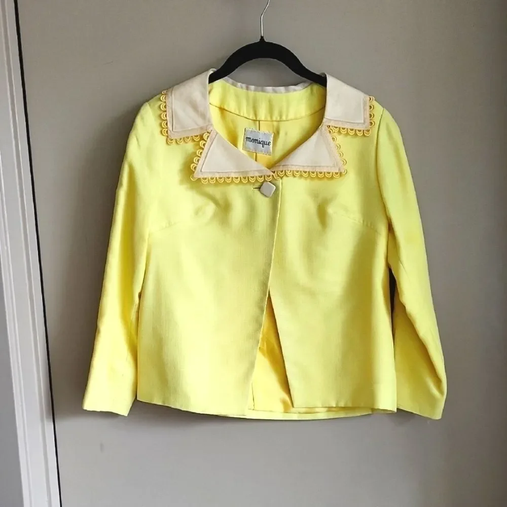 Vintage Monique Yellow Cropped Blazer –